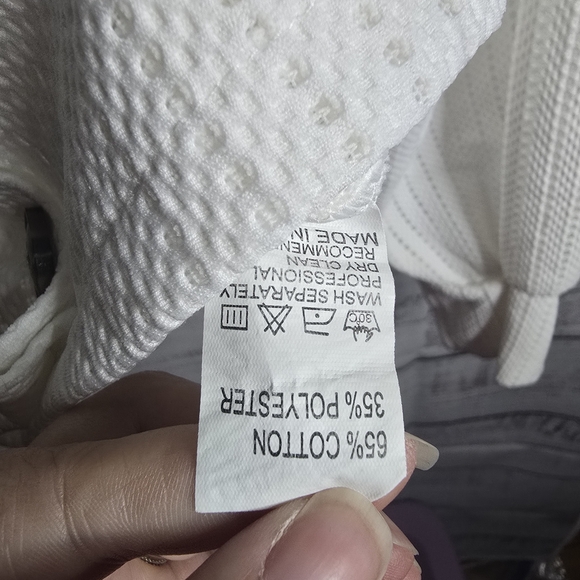 Off White Longsleeve Button Up Vneck Sweater Womans Size Large - Picture 5 of 5